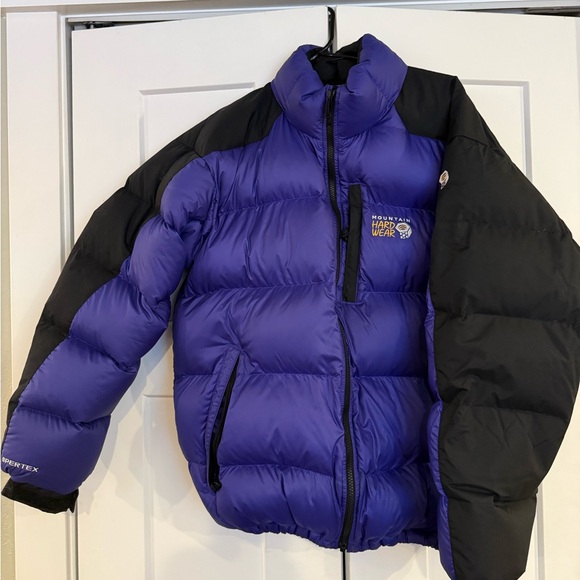 Mountain Hardwear Purple and Black Jacket - Picture 2 of 3